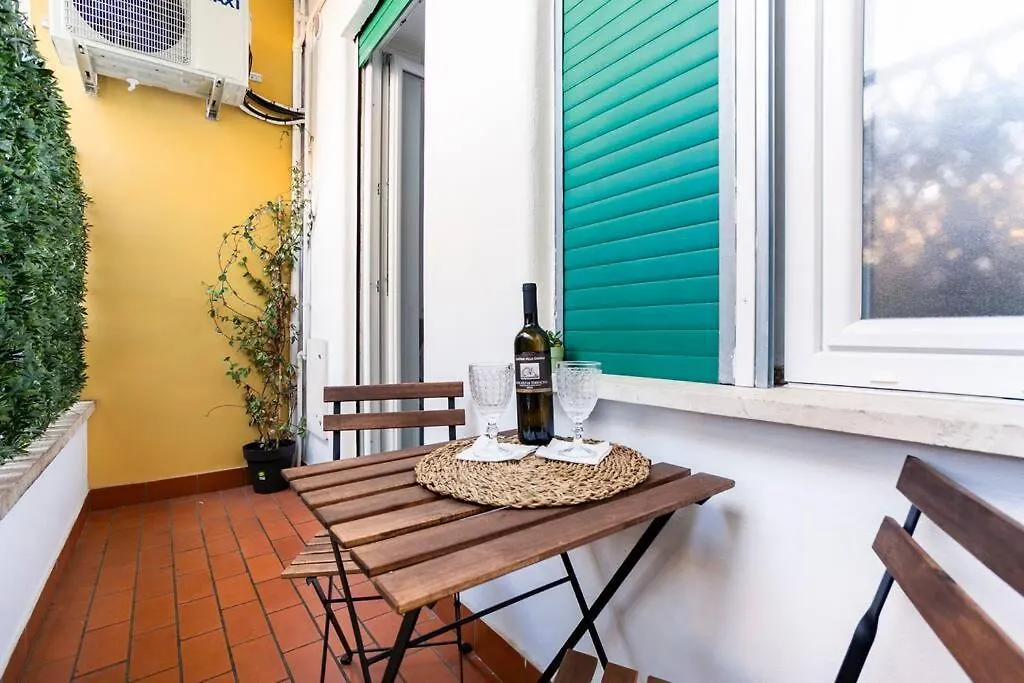 Noh Collection 2Bdr Apartment- Vatican Area Roma